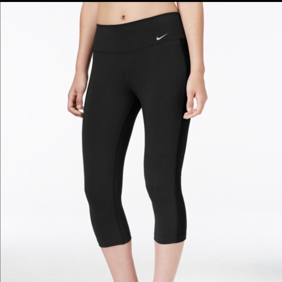 Nike Pants - NIKE DRI FIT CAPRI LEGGING (M)